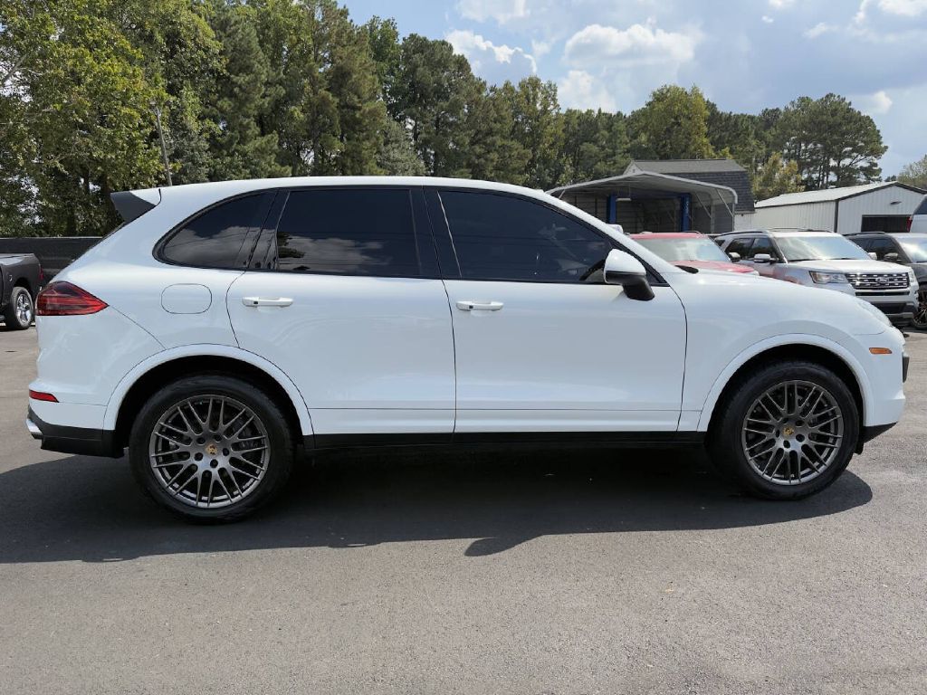 Photo 5 of this PORSCHE CAYENNE