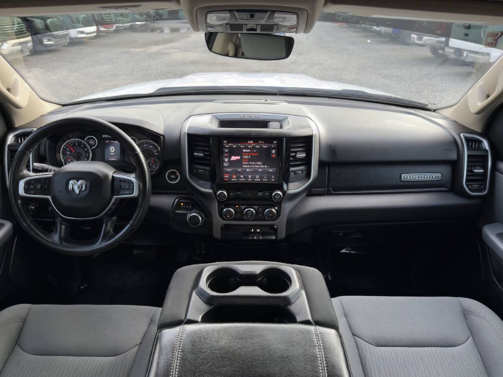 Photo 13 of this RAM 1500