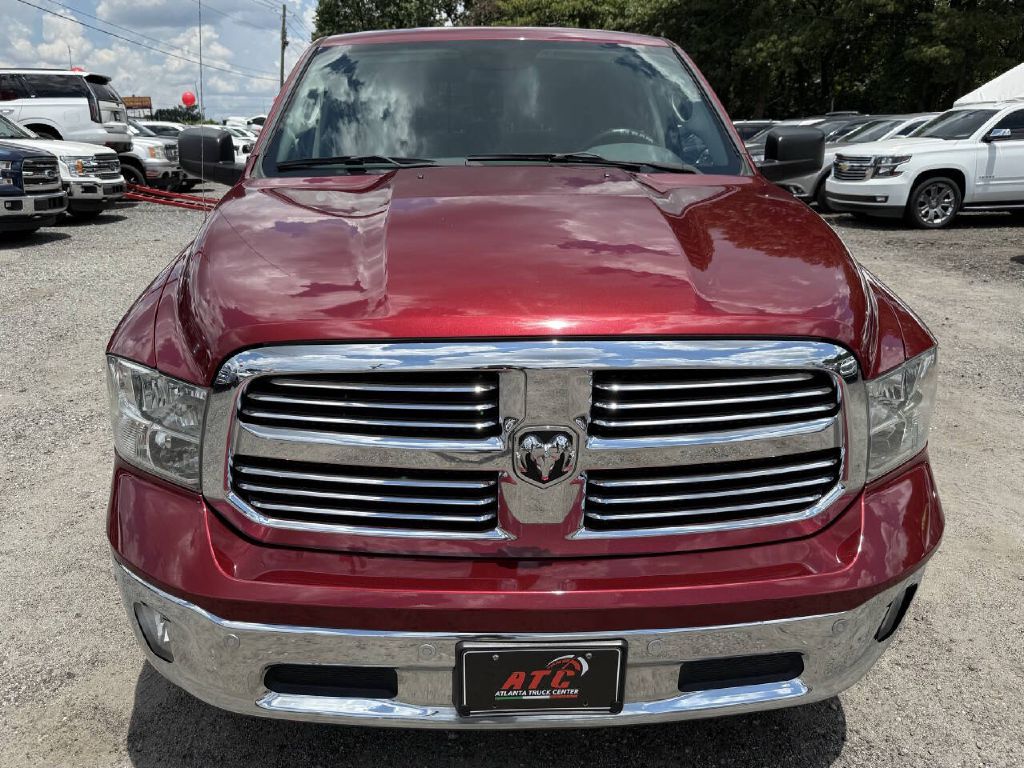 Photo 2 of this RAM 1500 SLT