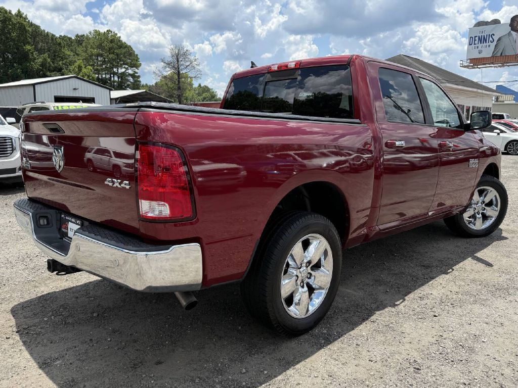 Photo 8 of this RAM 1500 SLT