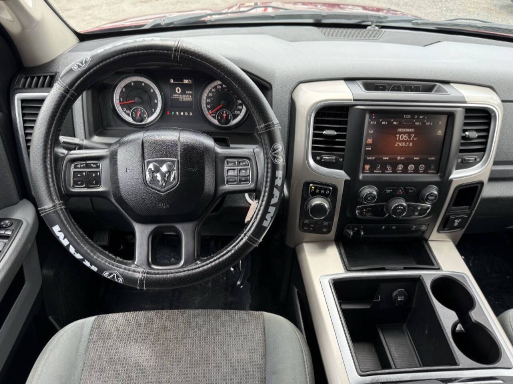Photo 14 of this RAM 1500 SLT