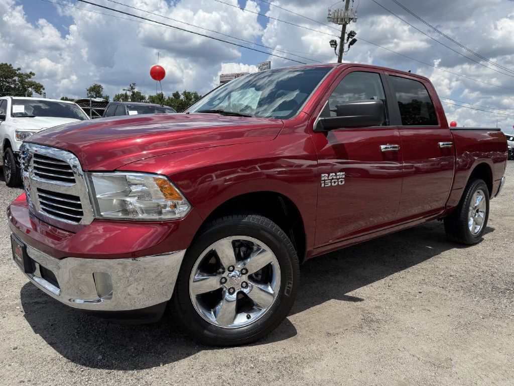 2015 RAM 1500 SLT