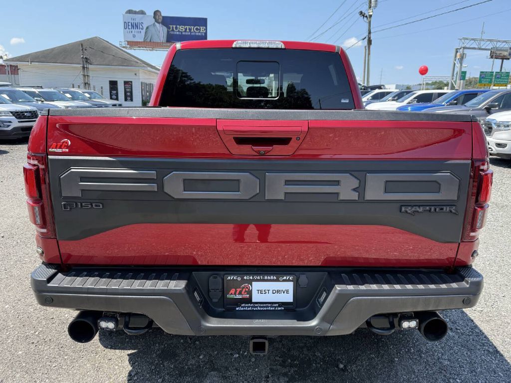 Photo 6 of this FORD F150 RAPTOR
