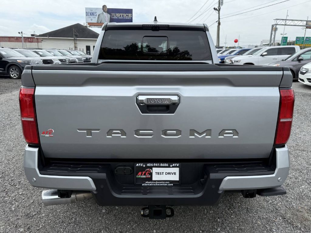 Photo 7 of this TOYOTA TACOMA LIMITED