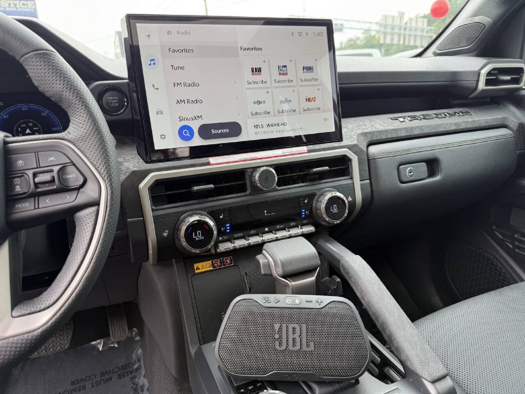 Photo 19 of this TOYOTA TACOMA LIMITED