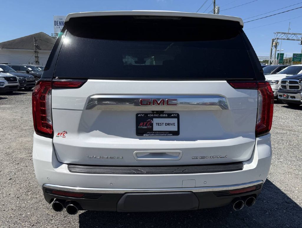 Photo 6 of this GMC YUKON DENALI