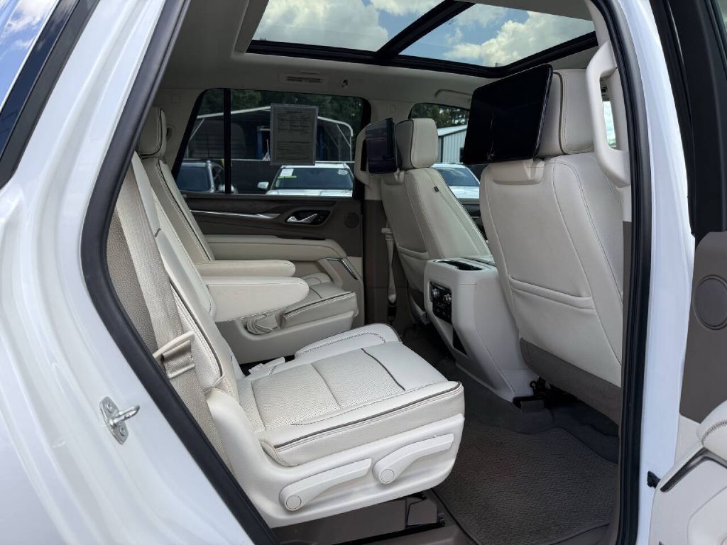Photo 11 of this GMC YUKON DENALI