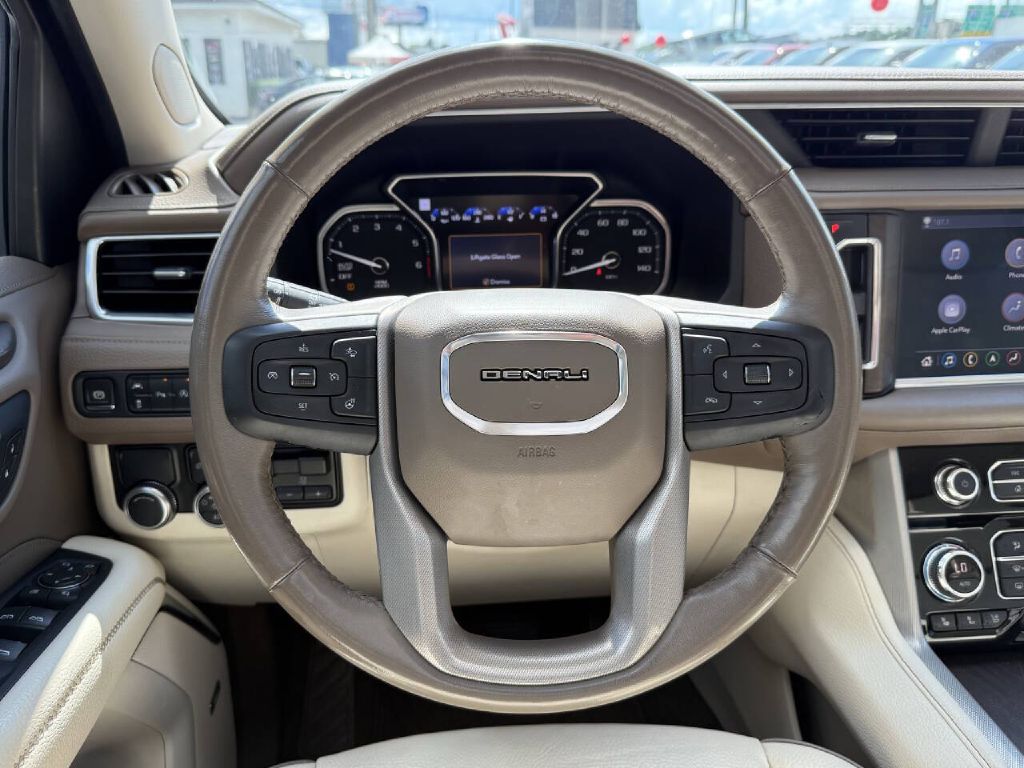 Photo 14 of this GMC YUKON DENALI
