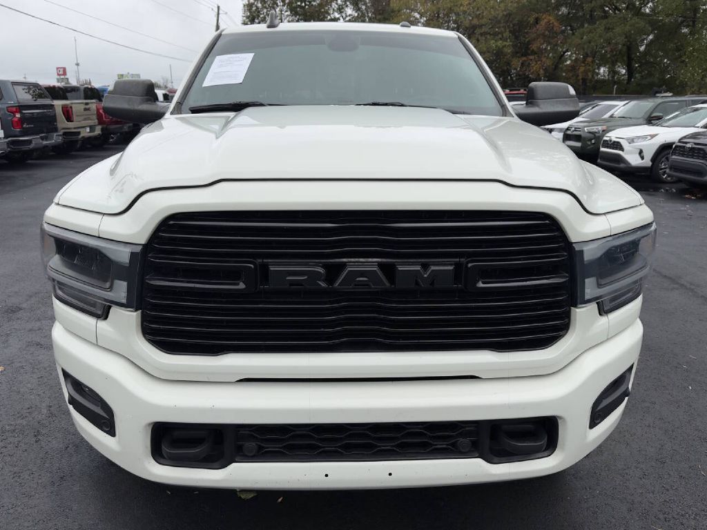 Photo 3 of this RAM 2500 LARAMIE