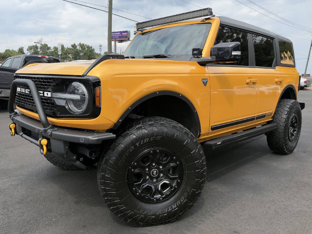 2021 FORD BRONCO
