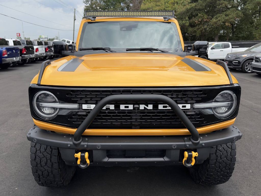 Photo 2 of this FORD BRONCO