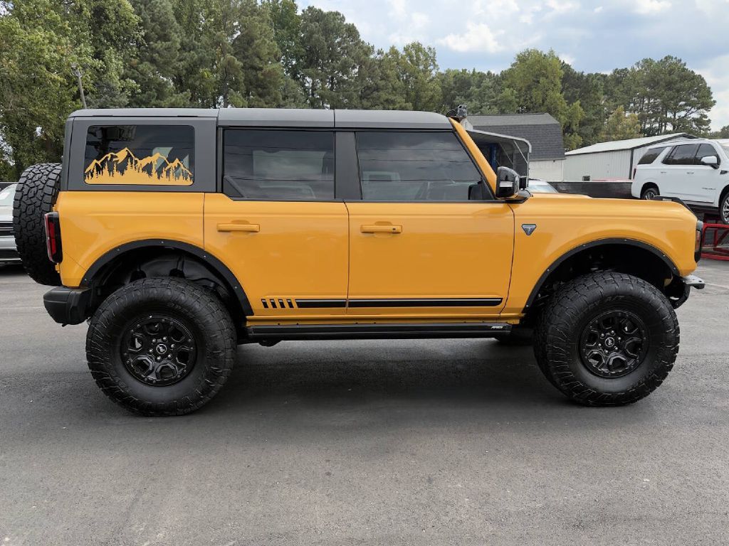 Photo 5 of this FORD BRONCO