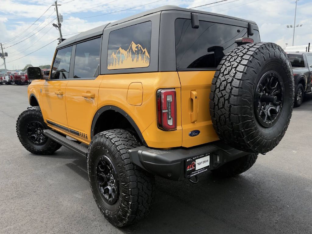 Photo 6 of this FORD BRONCO