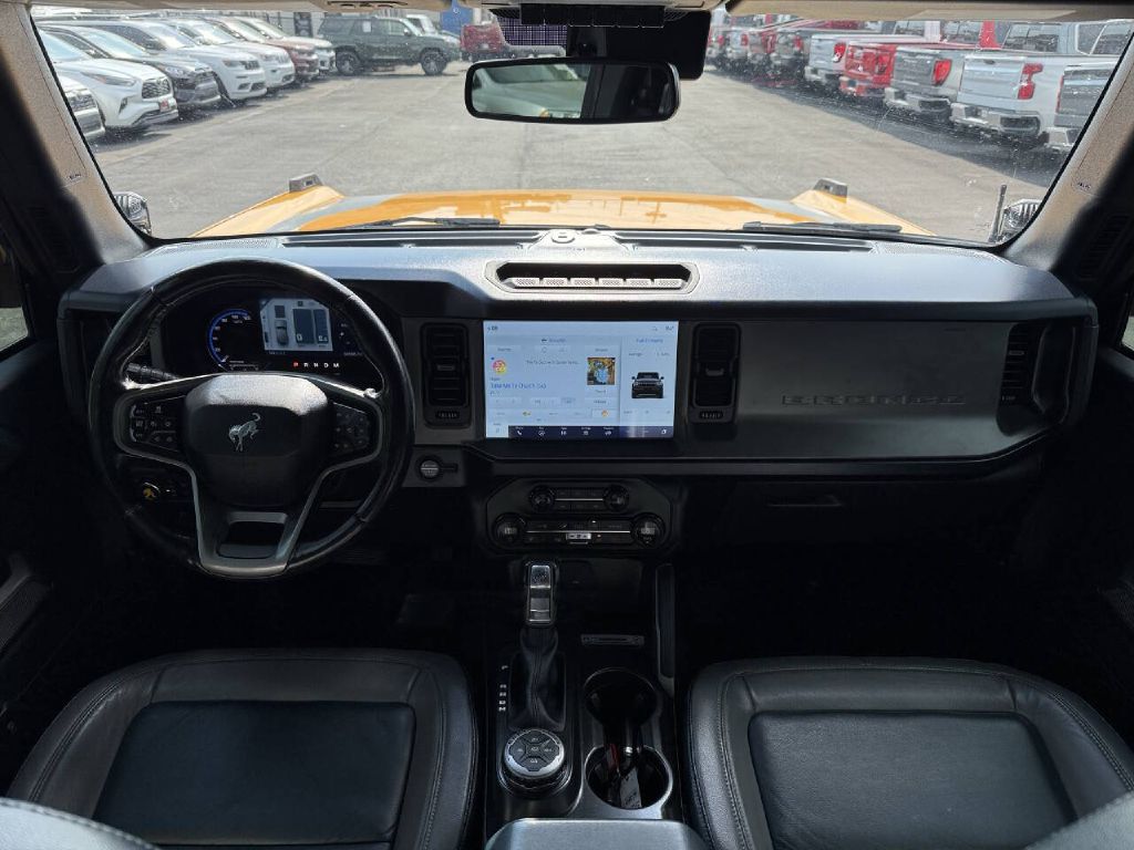 Photo 15 of this FORD BRONCO