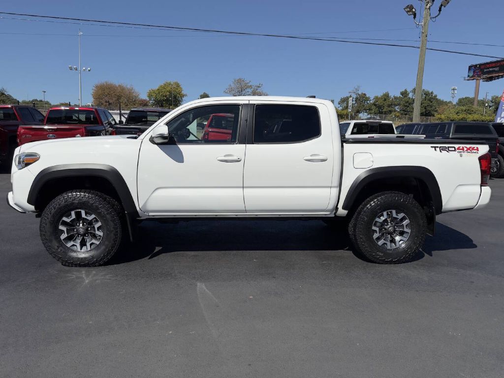 Photo 3 of this TOYOTA TACOMA TRD