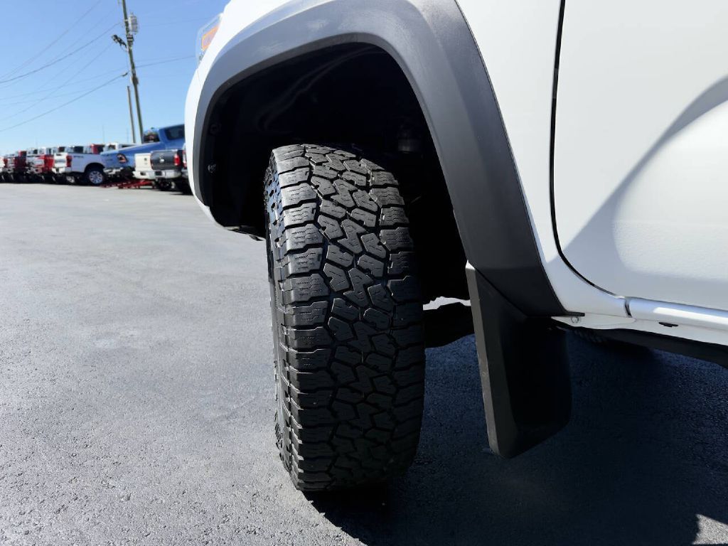 Photo 21 of this TOYOTA TACOMA TRD