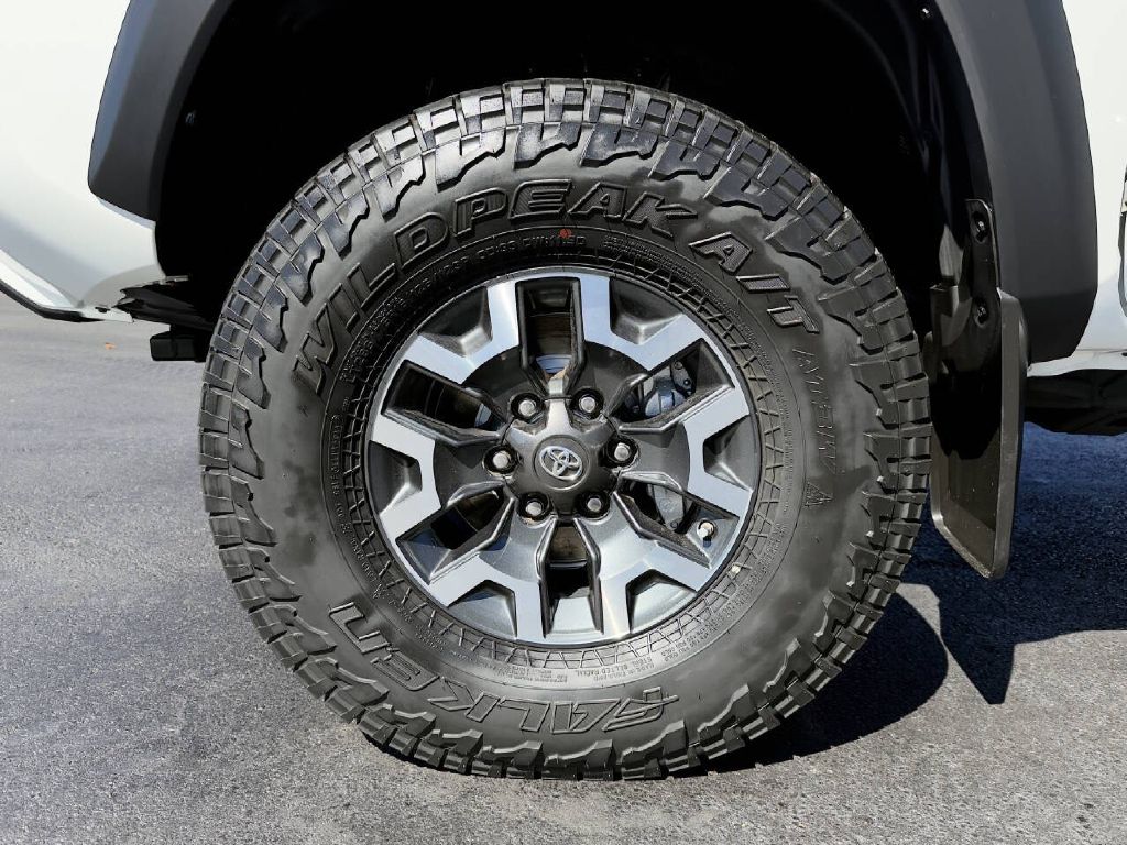Photo 22 of this TOYOTA TACOMA TRD