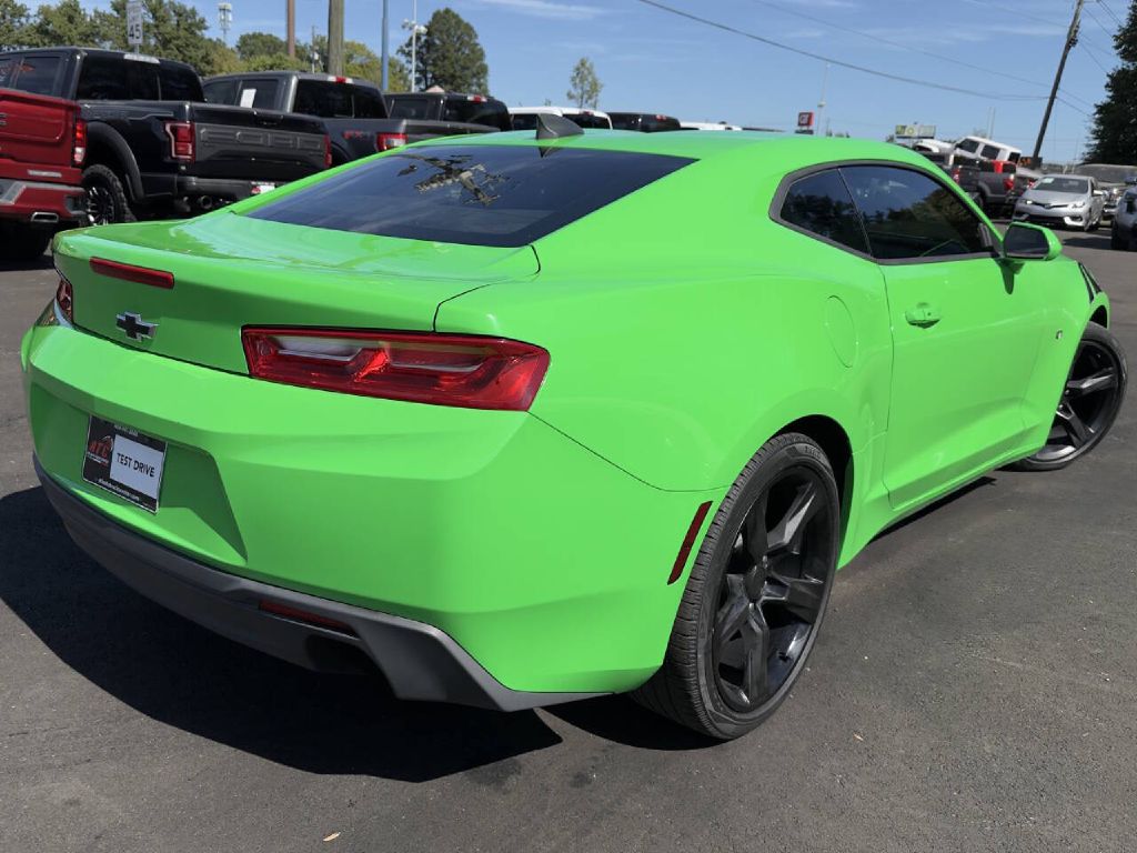 Photo 8 of this CHEVROLET CAMARO