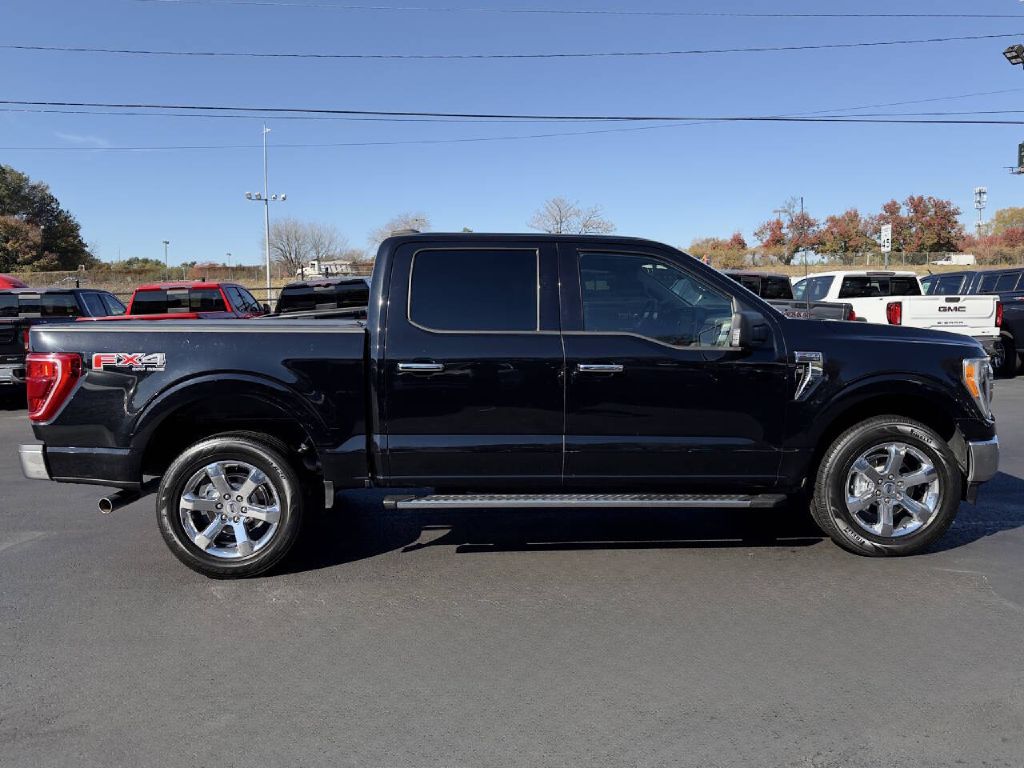 Photo 6 of this FORD F150 XLT