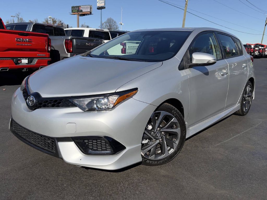 Photo 3 of this TOYOTA COROLLA IM