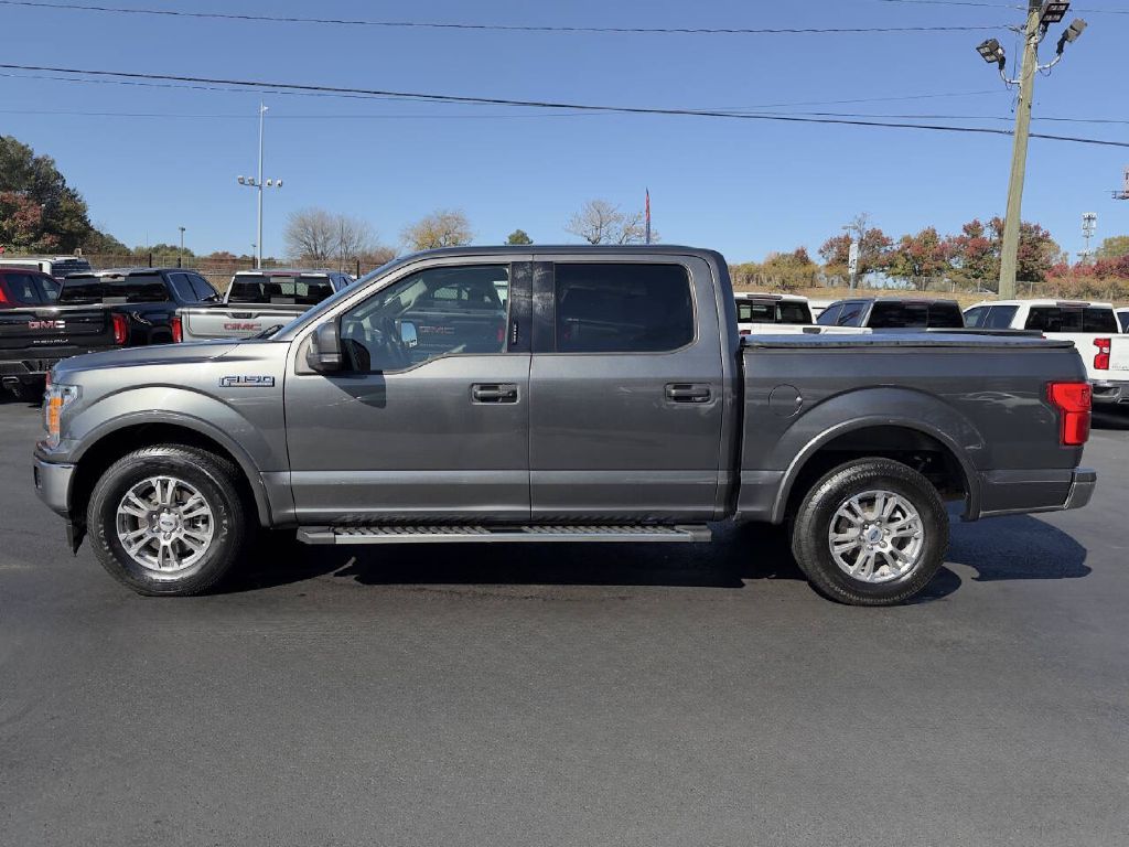 Photo 4 of this FORD F150 XLT