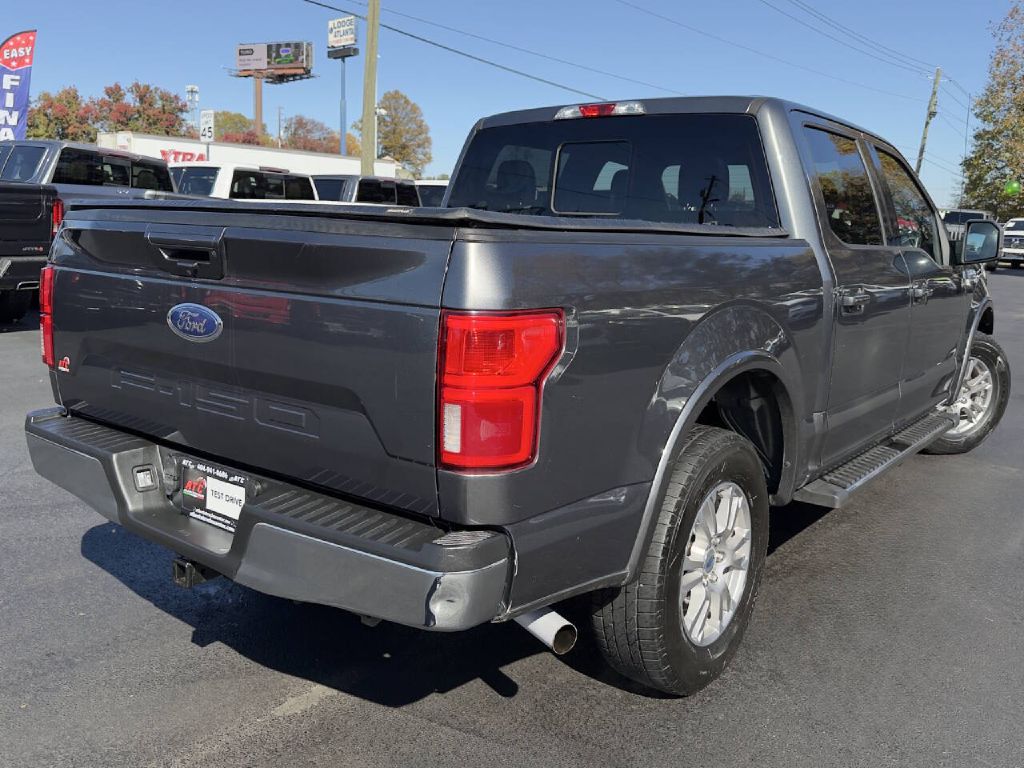 Photo 8 of this FORD F150 XLT