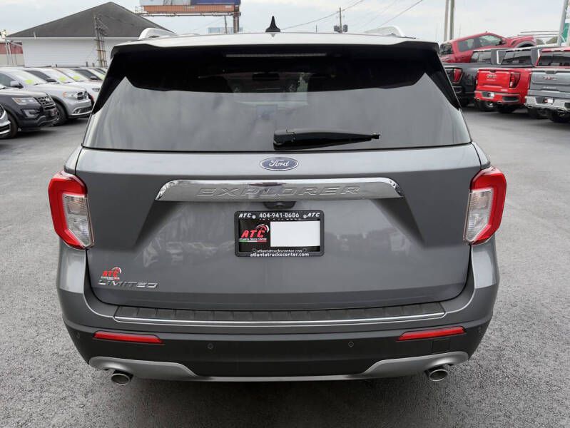 Photo 8 of this FORD EXPLORER