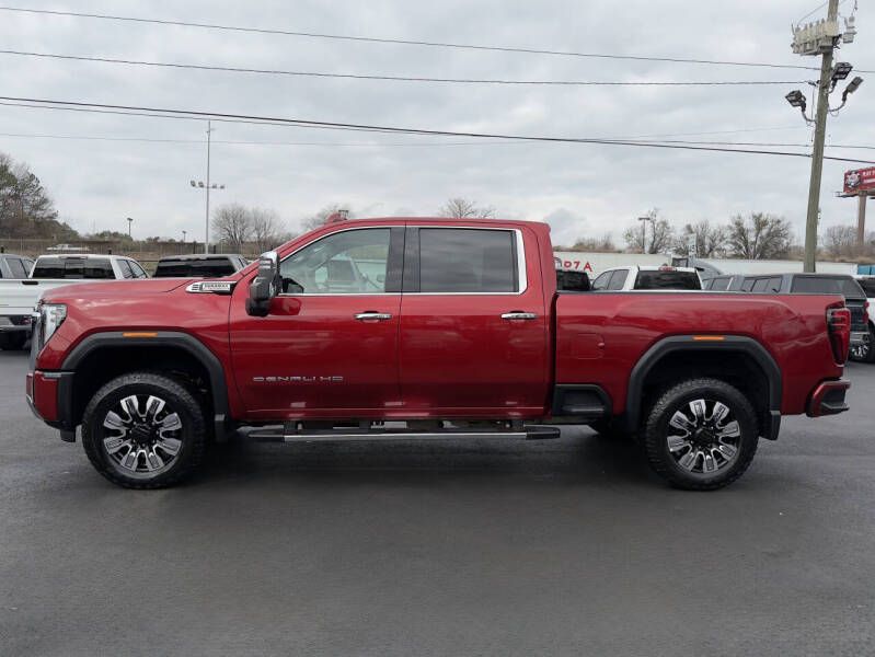 Photo 5 of this GMC SIERRA DENALI