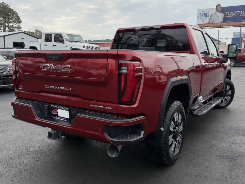 Photo 9 of this GMC SIERRA DENALI