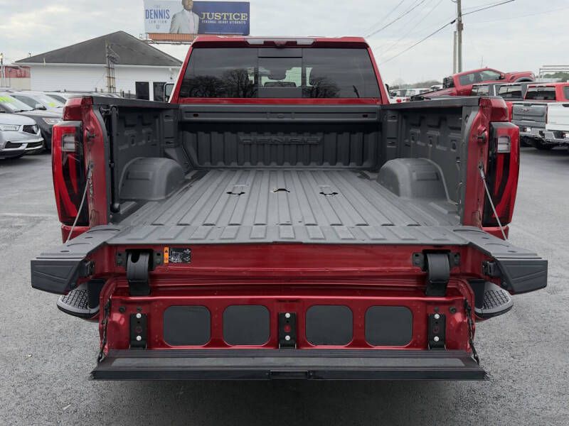 Photo 10 of this GMC SIERRA DENALI
