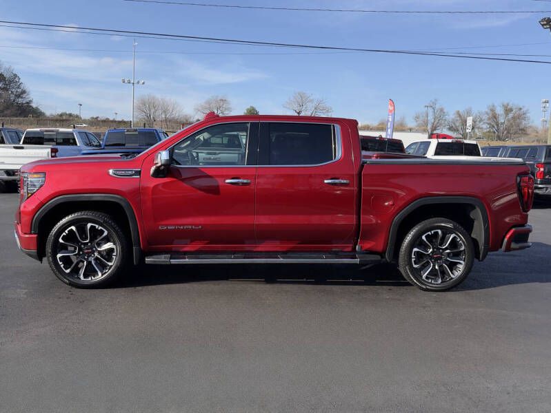 Photo 6 of this GMC SIERRA DENALI