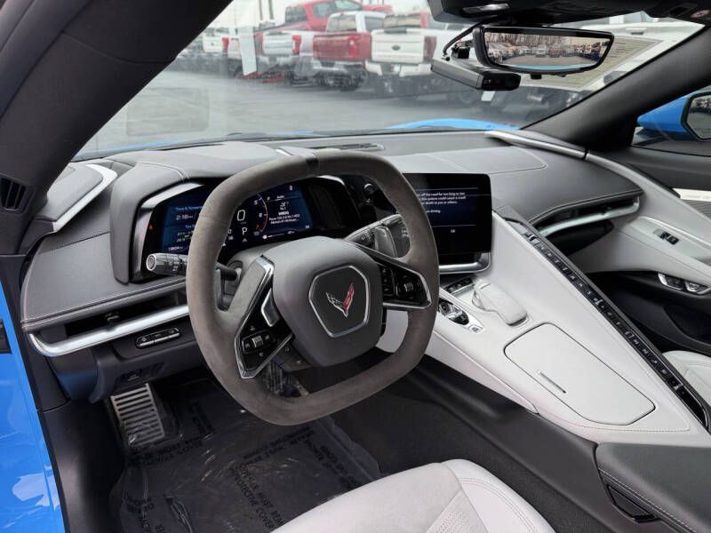 Photo 15 of this CHEVROLET CORVETTE