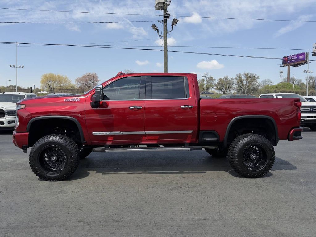 Photo 4 of this CHEVROLET SILVERADO 2500