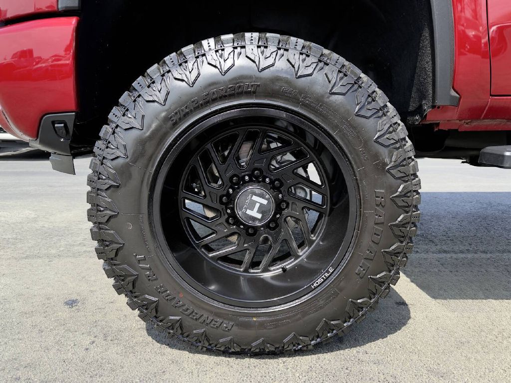 Photo 24 of this CHEVROLET SILVERADO 2500