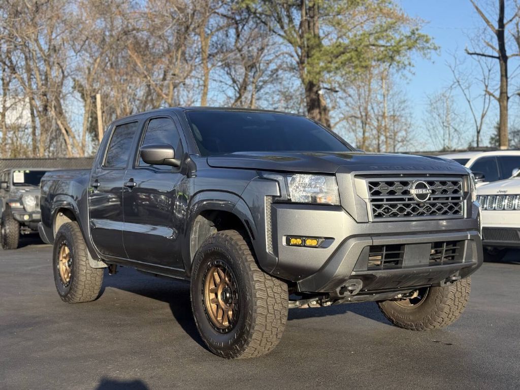 Photo 3 of this NISSAN FRONTIER