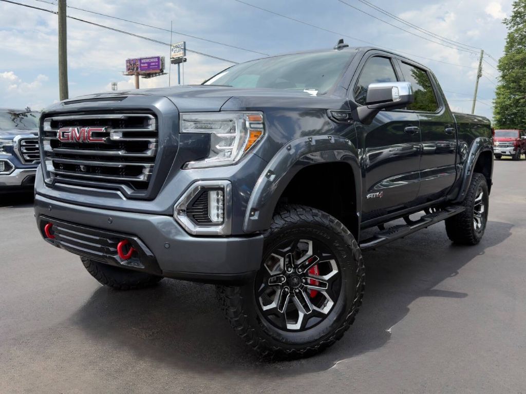 Photo 2 of this GMC SIERRA