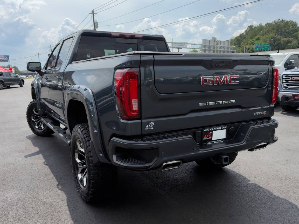 Photo 7 of this GMC SIERRA