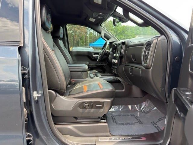 Photo 12 of this GMC SIERRA