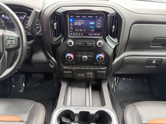 Photo 16 of this GMC SIERRA