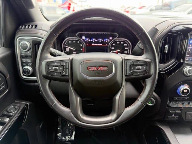 Photo 17 of this GMC SIERRA