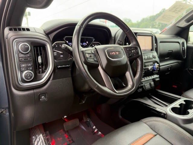 Photo 20 of this GMC SIERRA
