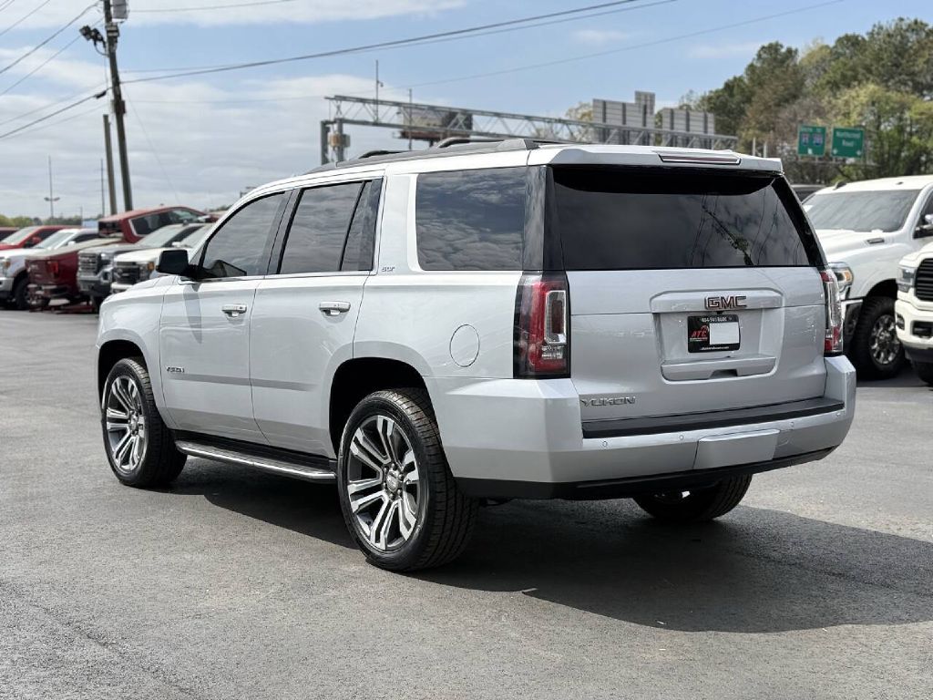 Photo 6 of this GMC YUKON