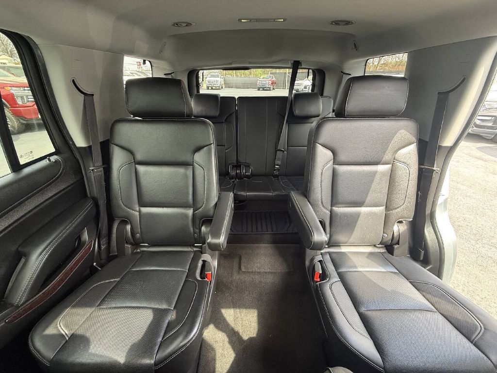 Photo 9 of this GMC YUKON