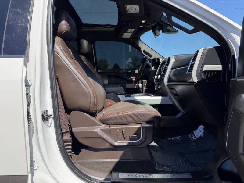 Photo 13 of this FORD F250 SUPER DUTY
