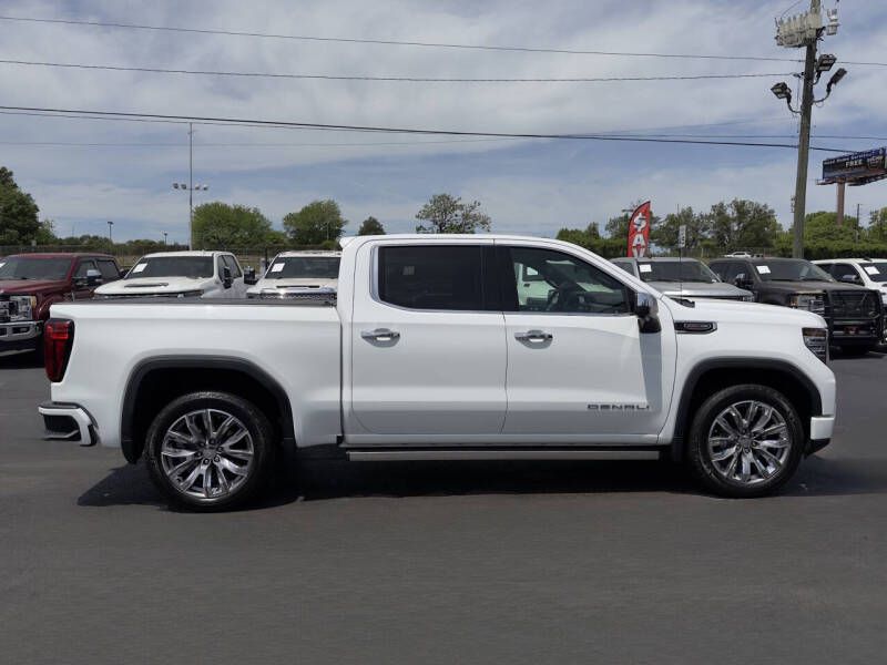 Photo 5 of this GMC SIERRA