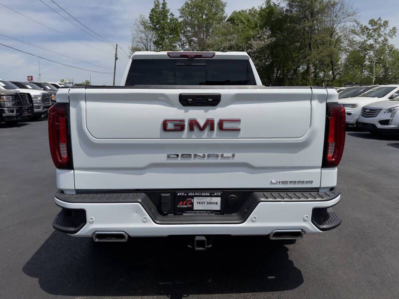 Photo 7 of this GMC SIERRA