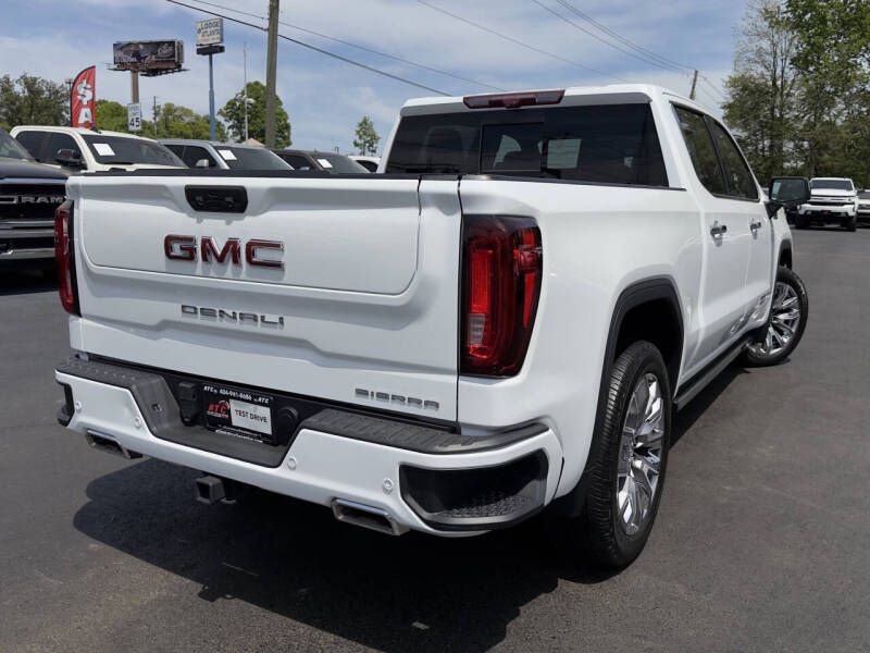 Photo 8 of this GMC SIERRA