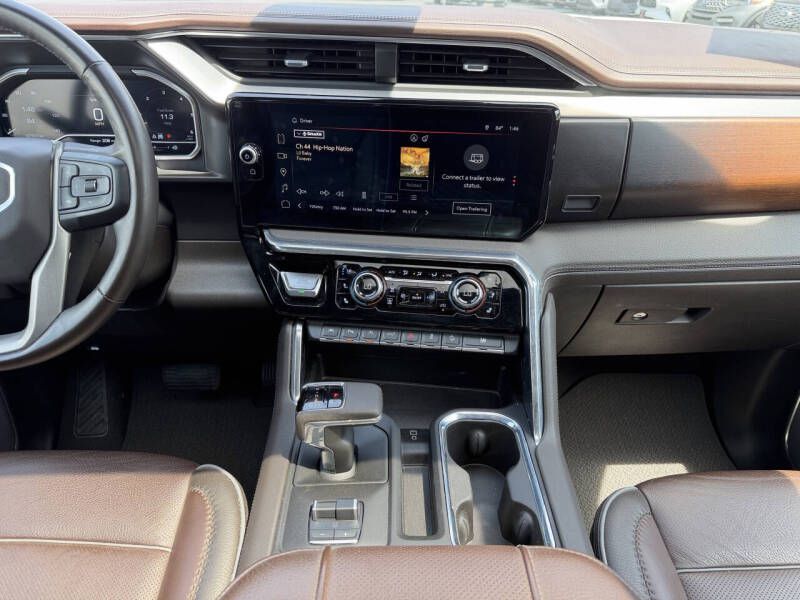 Photo 17 of this GMC SIERRA