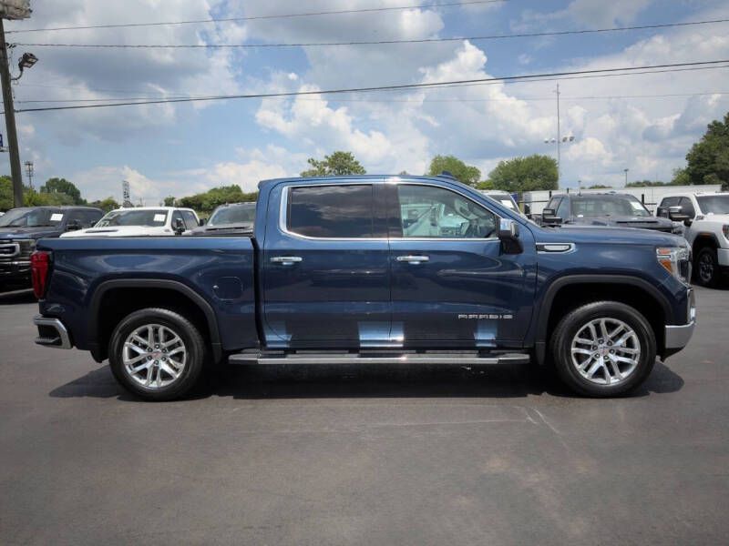 Photo 4 of this GMC SIERRA LIMITED