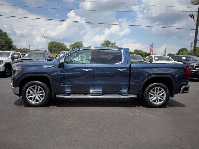 Photo 17 of this GMC SIERRA LIMITED
